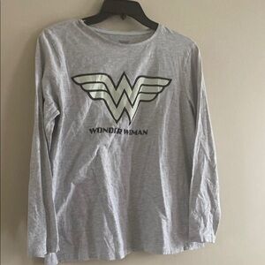 Wonder Woman Logo Long Sleeve Tee